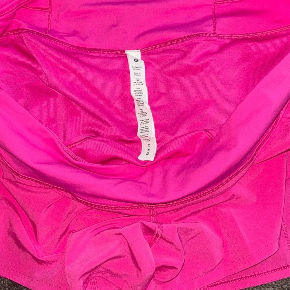 Lululemon Fast & Free High-Rise Classic Fit Split Shorts Size 12 Gorgeous pink - Picture 4 of 4